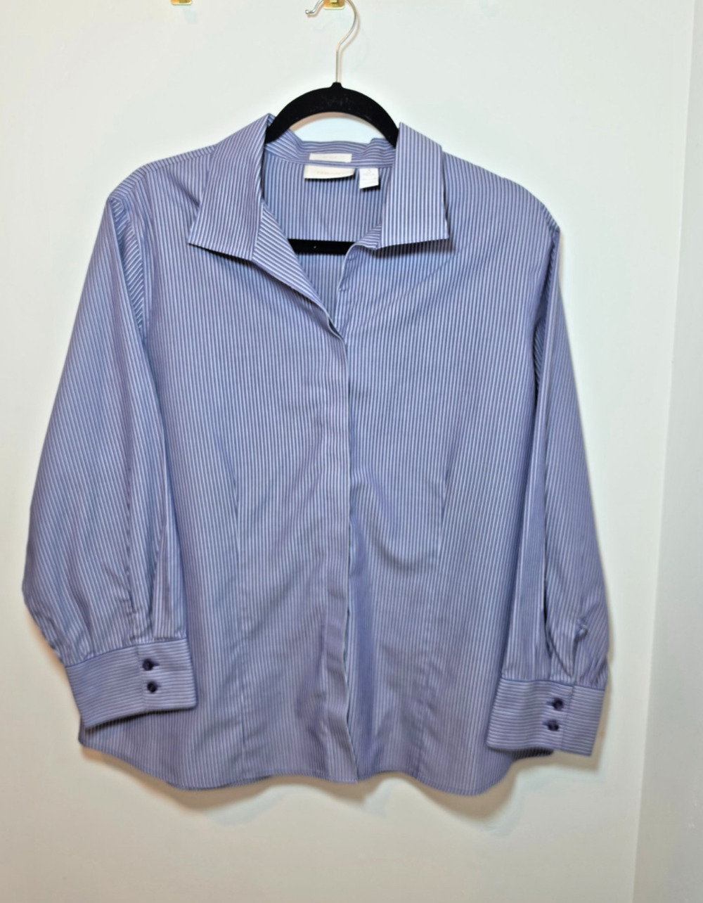 Chicos No-Iron Navy Shirt Womens Size 3 US XL Striped 100% Cotton Hidden Placket